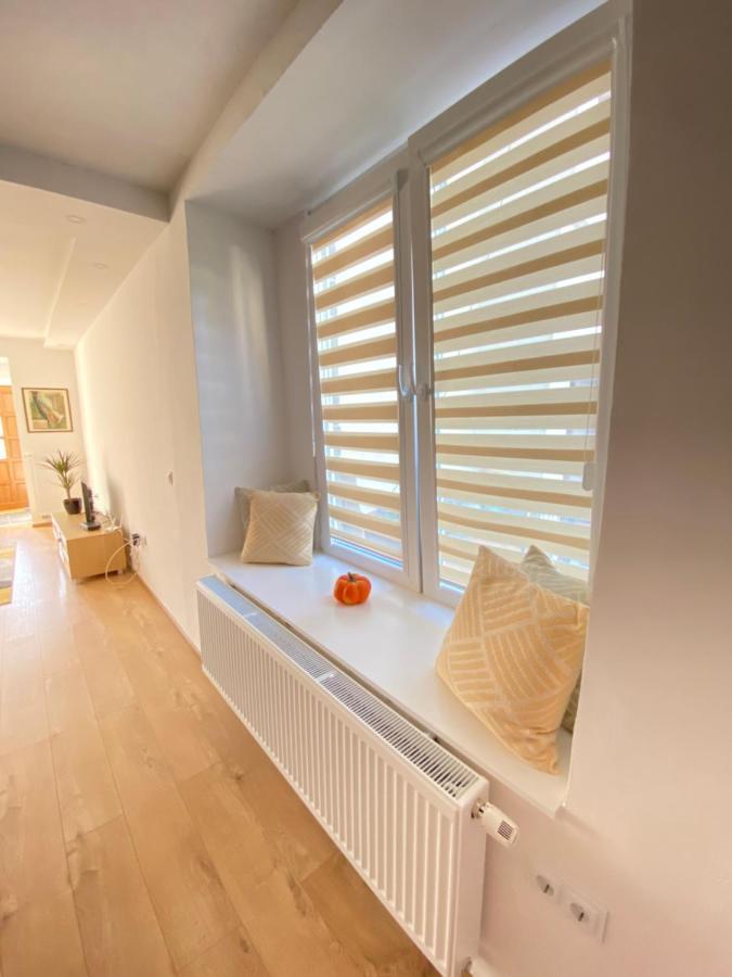 Modern Studio Apartment In The Old Town Сараево Экстерьер фото