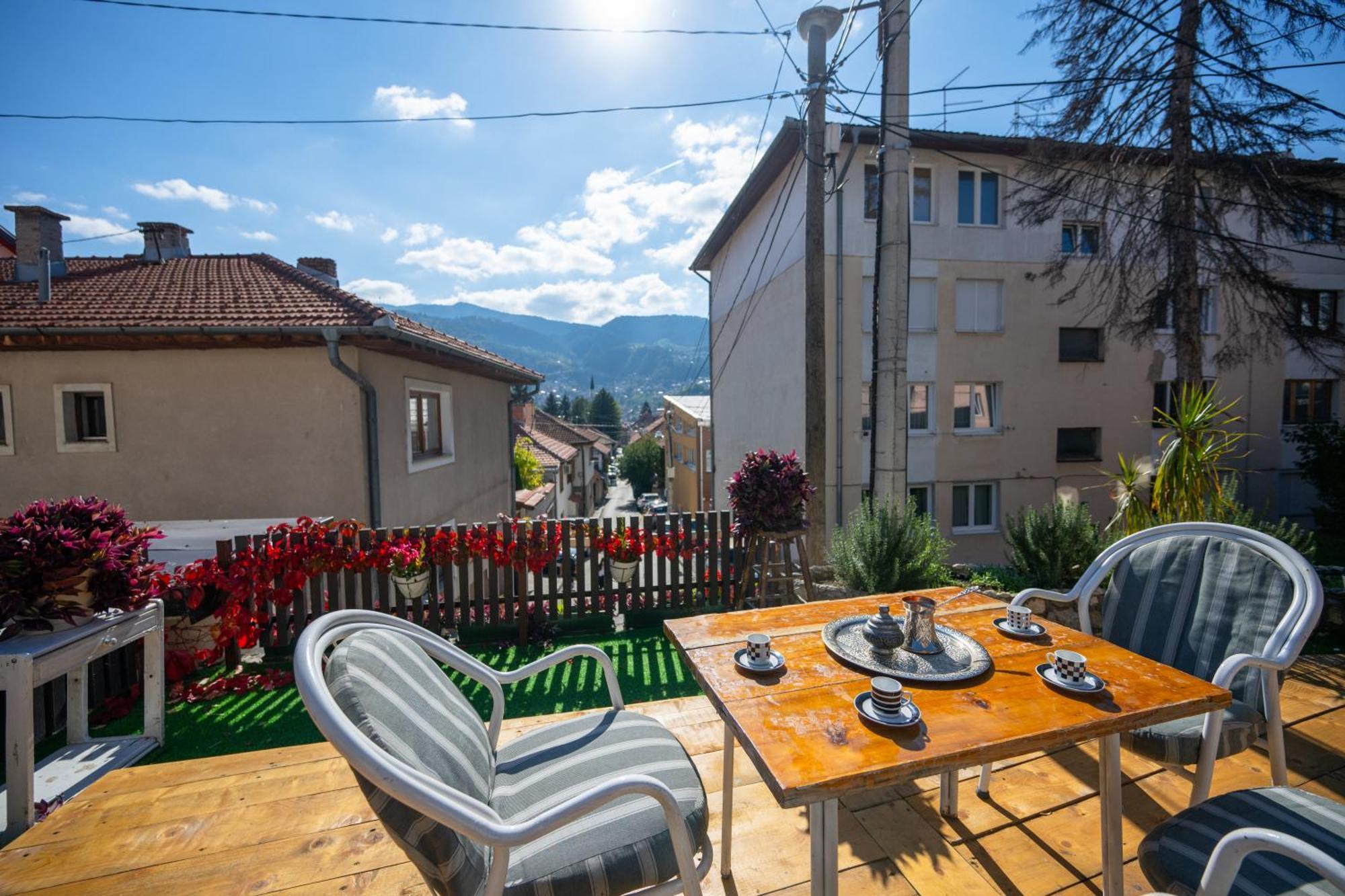 Modern Studio Apartment In The Old Town Сараево Экстерьер фото